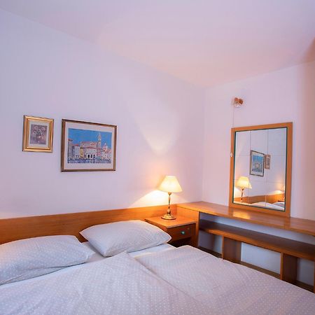 Apartments Baki Kranjska Gora Habitación foto